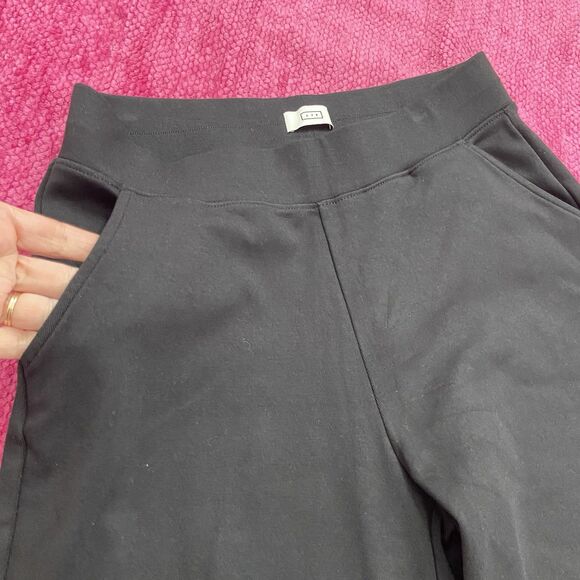 AYR Pull On Wide Leg Cropped Ankle Pants Black Size Medium - Picture 2 of 10